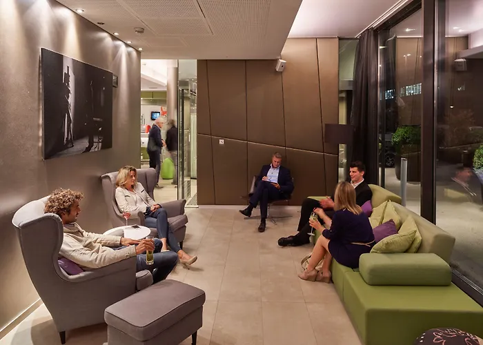 Plaza Gasometer 4* Viyana