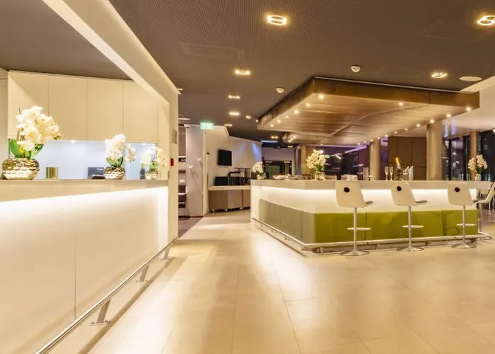 Plaza Gasometer Otel 4*