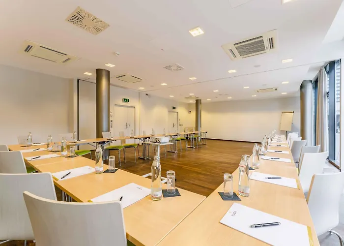 Otel Plaza Gasometer Viyana