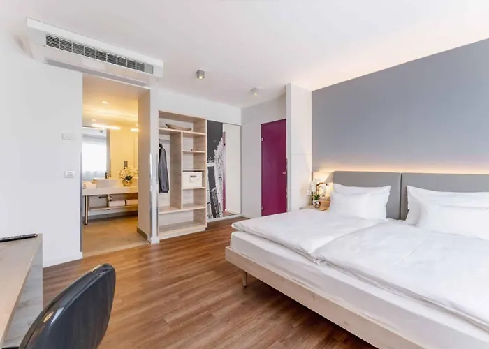 Plaza Gasometer Otel Viyana