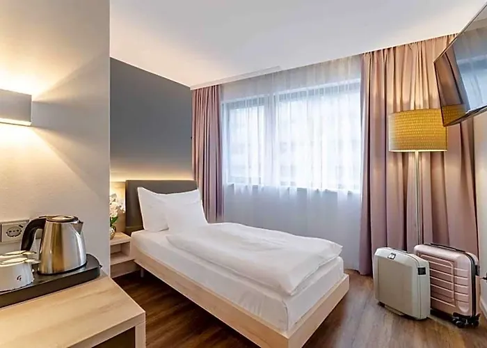 Plaza Gasometer 4* Viyana